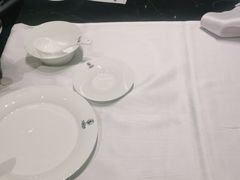 -红鼎豆捞·非遗鲍皇汤火锅(宝丰路店)