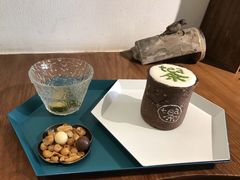 奶盖茶-茶是一枝花泡茶店