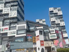 -资和信百货商场