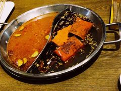 清汤鸳鸯锅-来蜀乾串串香(北京总店)