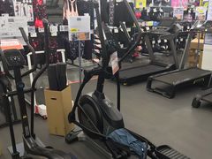 -迪卡侬(袁家岗店)
