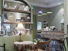 -六区宿舍咖啡店