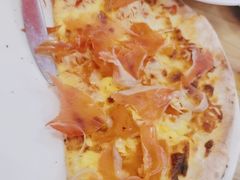 -城市大道红炉披萨烘焙坊