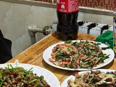 -超越海鲜屋(飞龙物业店)