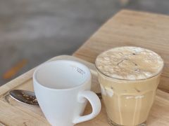 -Common Table · Brunch & Coffee