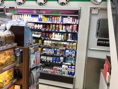 -全家便利店(沪南公路店)