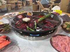 -正贰捌经重庆老火锅(建设路店)