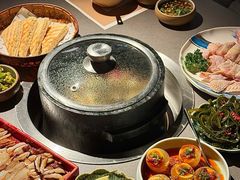 -蘑界·野生菌火锅(深业上城店)