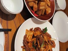 -泉畔人家·老济南经典鲁菜(大明湖店)