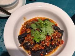 -呷湘厨·鱼汤捞饭·剁椒鱼头·辣椒炒肉(国家会展中心店)