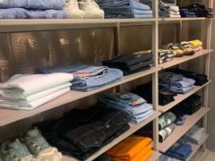 -Acne Studios(芮欧百货店)