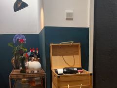 -Mark&Mars Restaurant