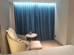 -万信至格酒店(成都欢乐谷金府地铁站店)