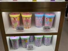 -中免(澳门机场免税店)