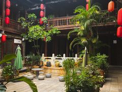 -香满楼.建水老宅院