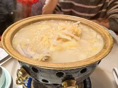 铜锅酸菜炖软骨-小吊梨汤·北京菜·烤鸭(鸟巢店)