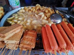 -栗子坪停车区彝家特色小吃