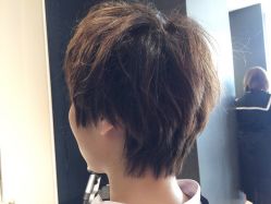 -苑苑发型设计