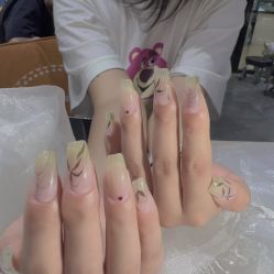 -Nail Me美甲美睫
