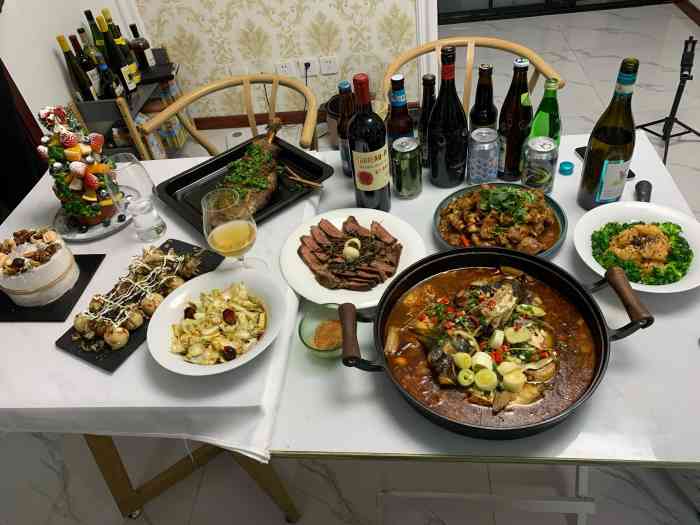 名都清水湾-"周六下午四点多去的,人山人海,根本找不到.