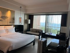 -三亚湾海居铂尔曼度假酒店