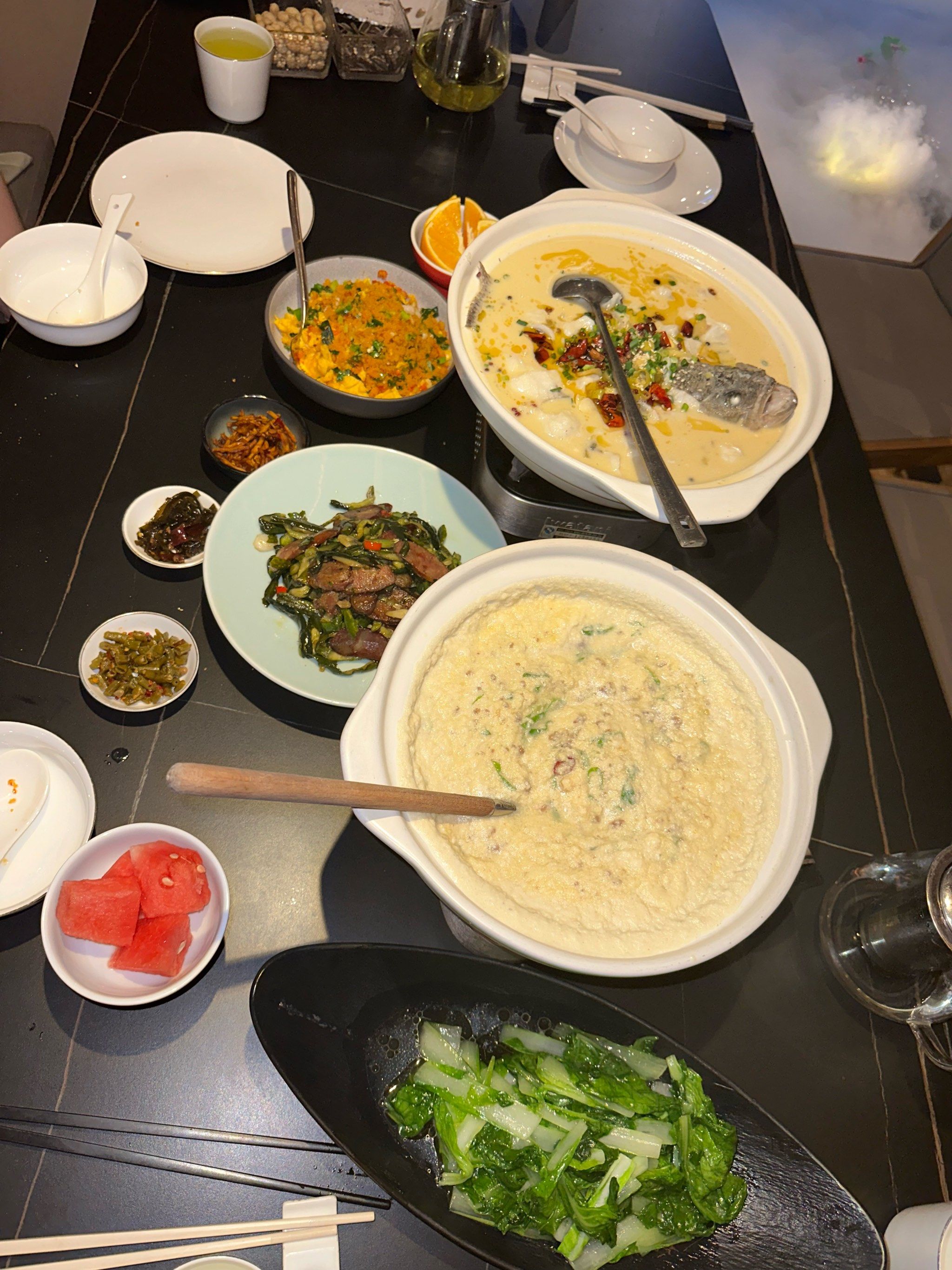 恩施州十大名菜十大名点 #舌尖浪漫寻味恩施 这家恩施菜馆的位置在