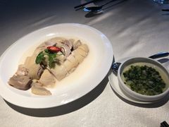 盐焗鸡-皇朝会.经典传统粤菜(外滩店)