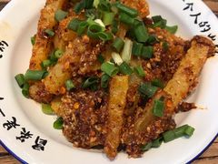-成都你六姐·牛肉冒菜(上海环宇荟店)