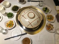 -天宜隆蘑菇宴火锅(石景山旗舰店)