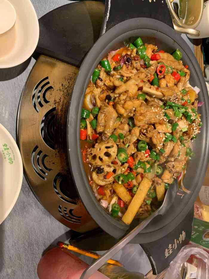 蛙小帅(森林中心城店)-"来百色出差发现了这家装修风格我很喜欢的店.