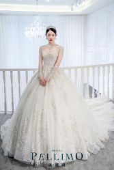 -派丽莫Pellimo原创设计婚纱品牌
