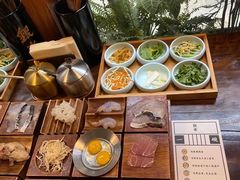 -银米·云南传统过桥米线(双廊黑金冠店)