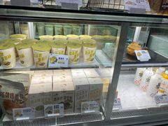 面包甜点陈列柜-喜茶(北京华贸购物中心店)