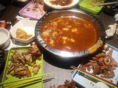 -胖哥俩肉蟹煲(石家庄长安万达店)