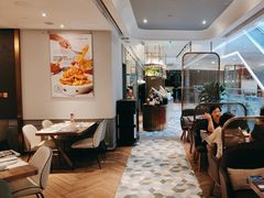 -港丽餐厅(来福士店)