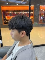 -藤野造型烫染接发