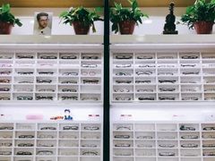-视野联行眼镜•蔡司•依视路(温江店)