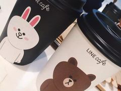 -LINE FRIENDS Garosu-gil Flagship Store