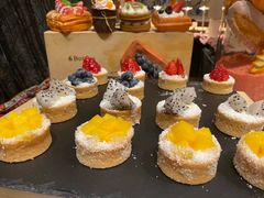 -北京希尔顿逸林酒店-逸轩西餐厅-自助餐厅