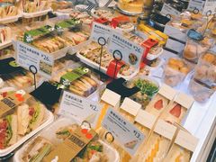 -巴黎贝甜(大宁国际商业广场店)