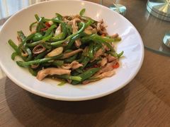 -赶海部落海鲜城(海阳路店)