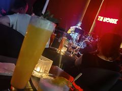 -TZ House音乐现场(来福士中心店)
