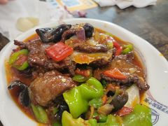 -歹歹的加个面过油肉拌面