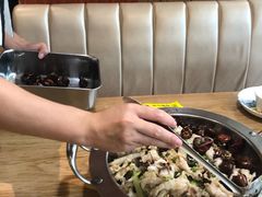 -小鱼小牛·鱼牛干锅·脆鱼火锅(世欧广场店)