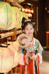 -支流映画摄影·汉服妆造跟拍(本宫来了银泰店)