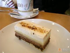 香草摩卡榛子蛋糕-榖屋house of flour(张江首店)