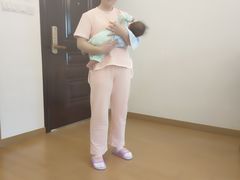 -苏州雏渐肥月嫂