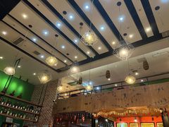 -香巴拉云南餐厅(华莱坞店)