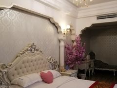 -天使恋人主题酒店(深圳翻身路店)