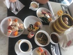-克丽司汀酒店-日光阁餐厅